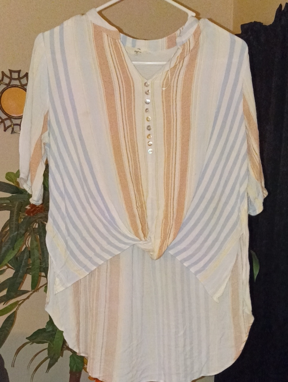 Entro Striped Knot-Front Women’s Blouse in Cream, Blue & Peach Size Small